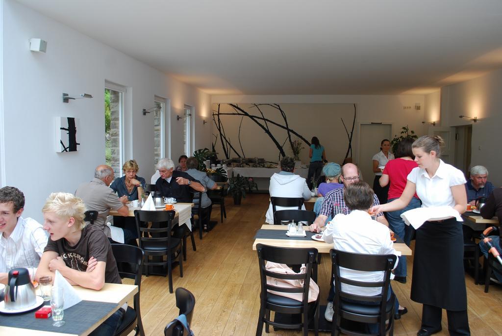 מלון Friesenhagen Wildenburger Hof מראה חיצוני תמונה